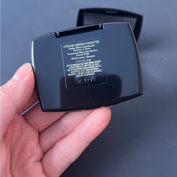 Lancome Makeup Set 3pcs ( Eyeshadow & Mascara) - Picture 3 of 6